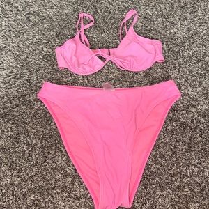 Cute Pink Bikini!🩷